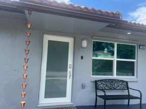 Hollywood Golden House Modern & luxurious Studio